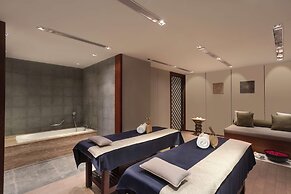 Hilton Bangalore Embassy GolfLinks