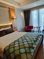 May Park Hotel