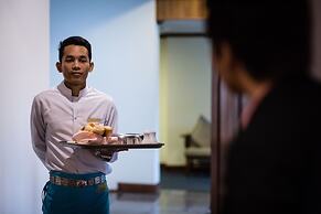 Empress Residence Resort & Spa