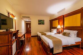 Empress Residence Resort & Spa