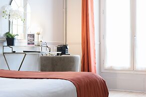 A l'Hotel des Roys