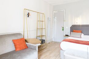 A l'Hotel des Roys