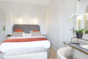 A l'Hotel des Roys