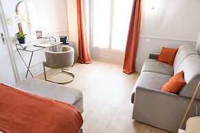 A l'Hotel des Roys