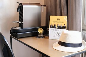 A l'Hotel des Roys