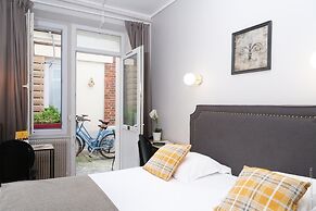A l'Hotel des Roys