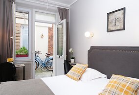 A l'Hotel des Roys