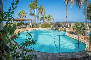 Felix Hotels - Galanias Hotel & Retreat