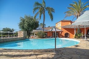 Felix Hotels - Galanias Hotel & Retreat
