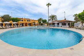 Apartamentos Ses Anneres