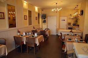Hotel Leo Station et Annexes