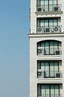 Thomson Residence Hotel