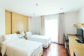 Thomson Residence Hotel