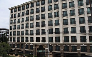 Thomson Residence Hotel