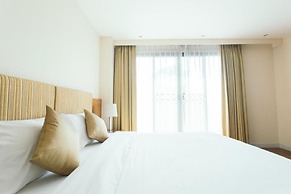 Thomson Residence Hotel