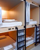 18 Coins Budget Hotel