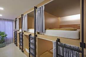 18 Coins Budget Hotel