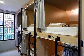 18 Coins Budget Hotel