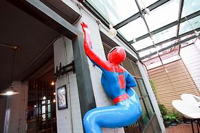 18 Coins Budget Hotel