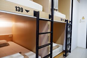 18 Coins Budget Hotel