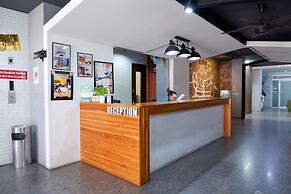 18 Coins Budget Hotel