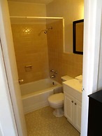 Woodlawn Hills Motel