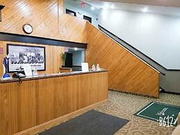 Super 8 by Wyndham Glenwood