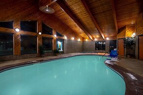 Super 8 by Wyndham Glenwood