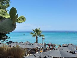 Victor-Eleni Hotel