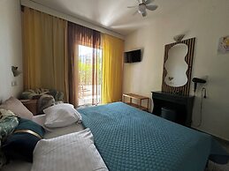 Victor-Eleni Hotel