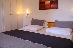 Victor-Eleni Hotel