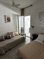 Victor-Eleni Hotel