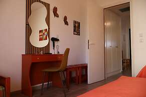 Victor-Eleni Hotel
