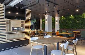 Vertice Roomspace Madrid