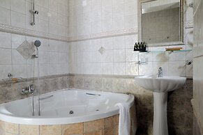 Vasilaras Hotel