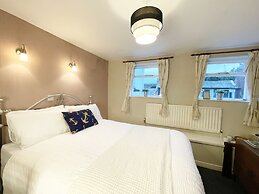 Anchor Hotel