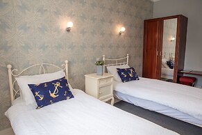 Anchor Hotel