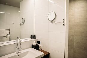 King And Queen Hotel Suites, New Plymouth, New Zealand - Lowest Rate 