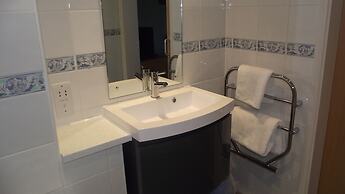 Sturdy's Castle Country Inn