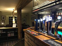 Sturdy's Castle Country Inn