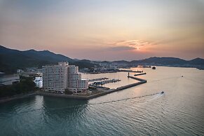 Kumho Tongyeong Marina Resort