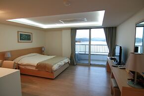 Kumho Tongyeong Marina Resort