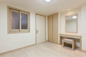 Kumho Tongyeong Marina Resort