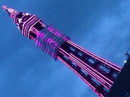 Wilsons Hotel - Blackpool Tower View