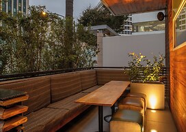 SIRTAJ - Beverly Hills