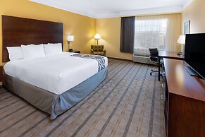 La Quinta Inn & Suites by Wyndham Houston NW Beltway8/WestRD