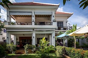 Baby Elephant Boutique Hotel