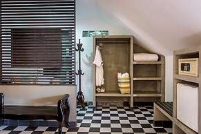 Baby Elephant Boutique Hotel