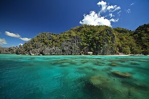 Two Seasons Coron Island Resort