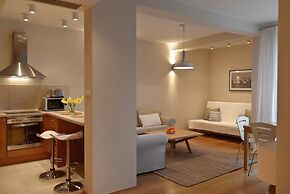 Angel Plaza Apartments